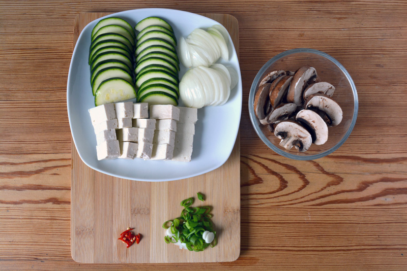 dwenjang jjigae ingredients sliced