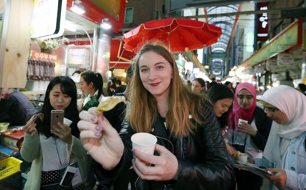 honorary-reporters-busan-food