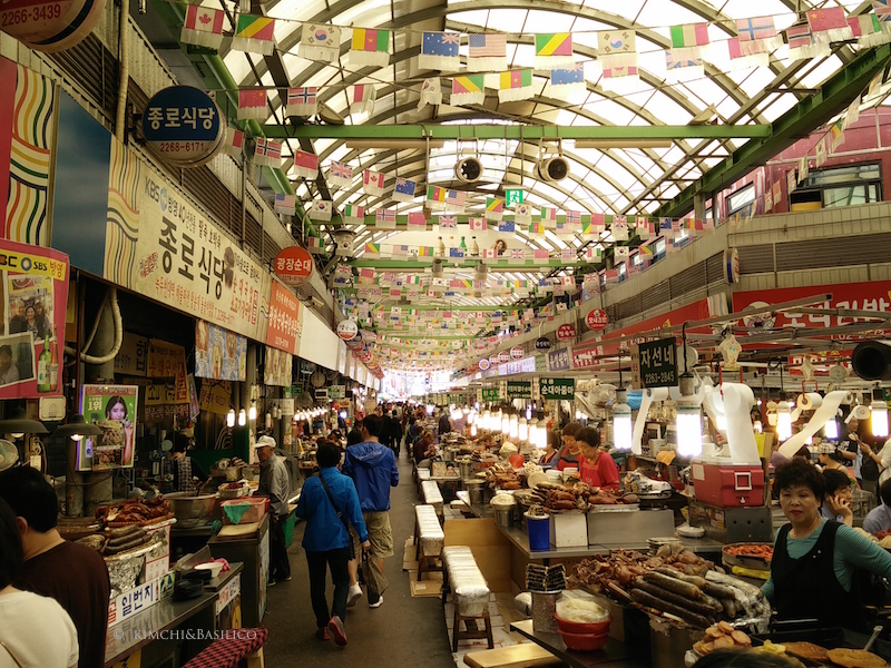 gwanjang market street food