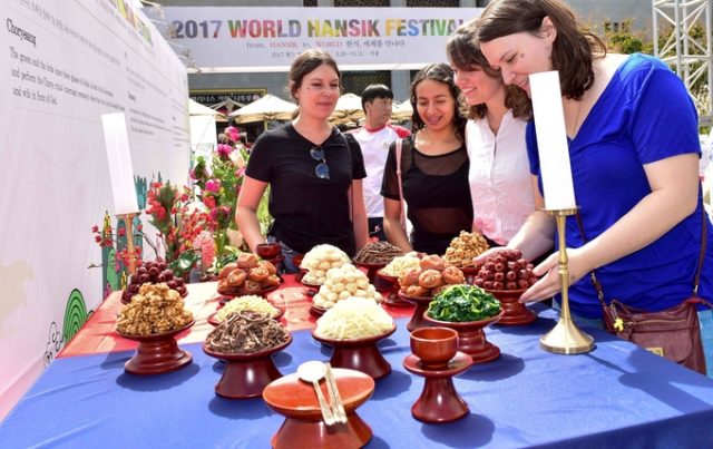 world hansik festival visitors