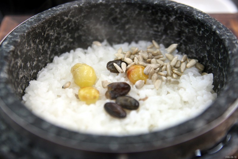 How to Cook Rice in a Korean Stone Pot 